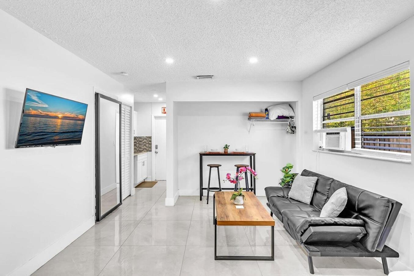 NEW 2 Bed Studio close to Beach&Casino HA04 Hollywood Esterno foto