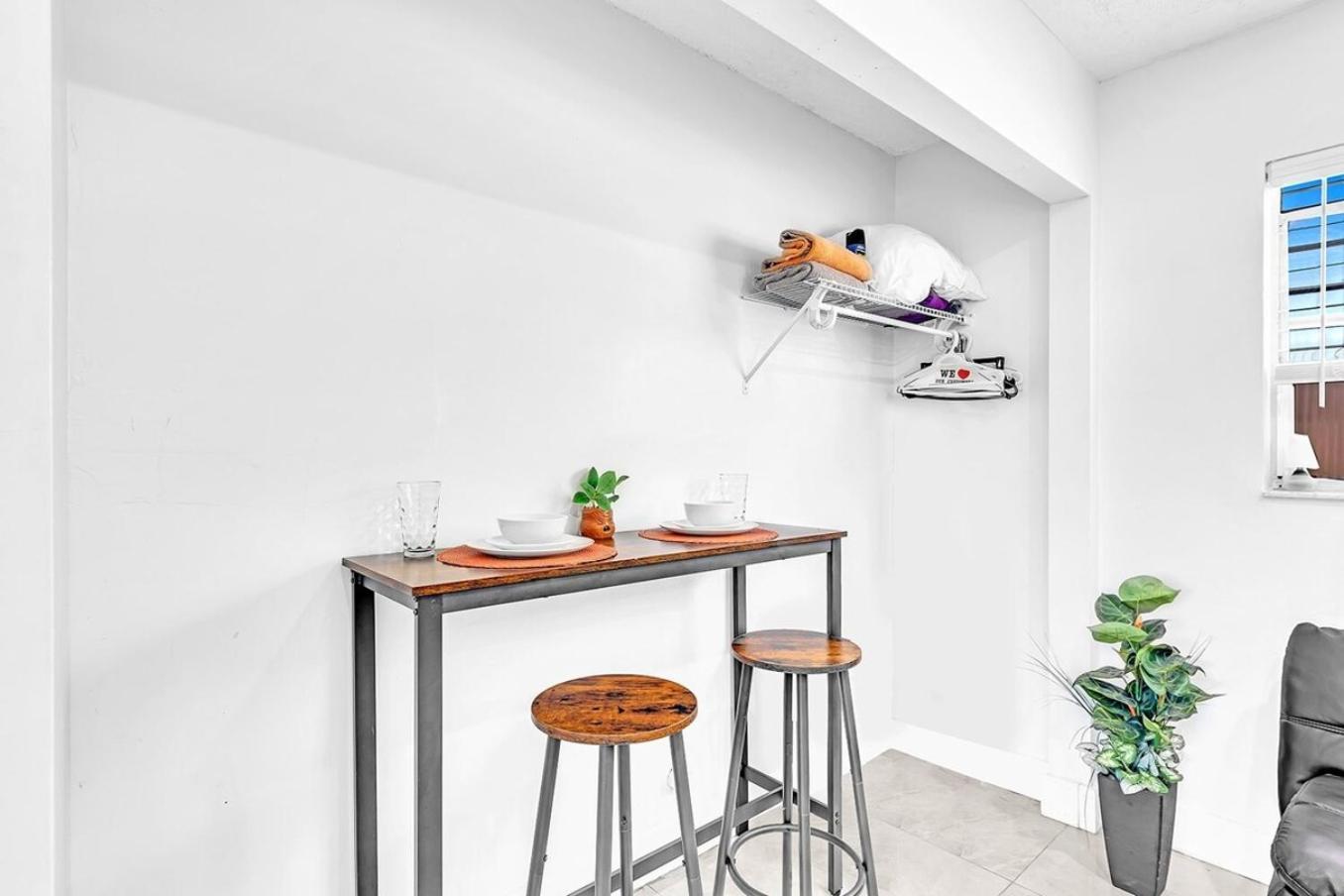 NEW 2 Bed Studio close to Beach&Casino HA04 Hollywood Esterno foto